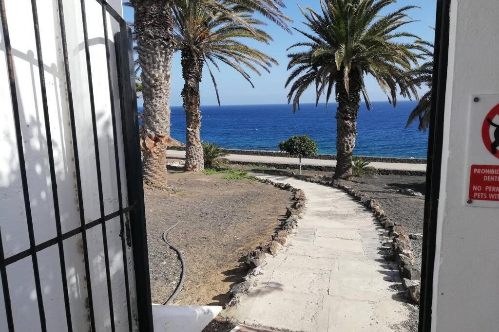 Apartamento Lina 25 Playa Roca Costa Teguise Exteriör bild