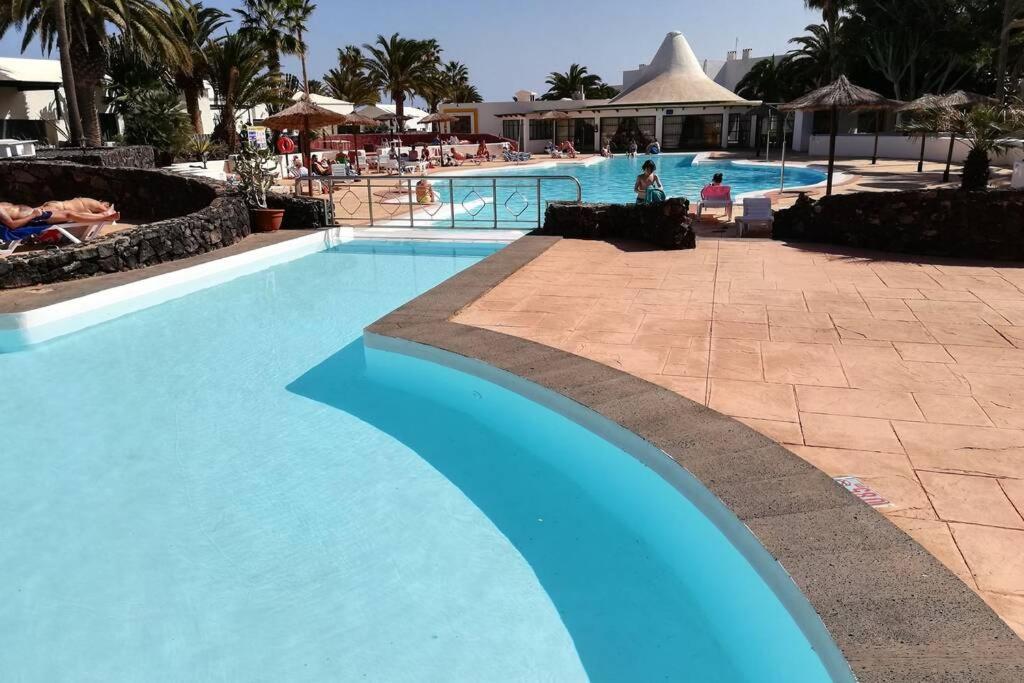 Apartamento Lina 25 Playa Roca Costa Teguise Exteriör bild